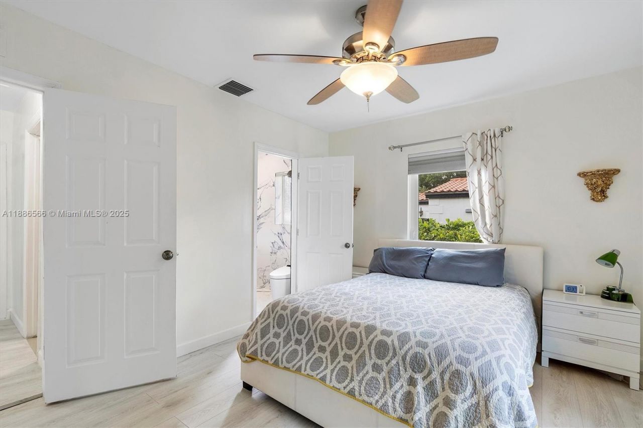 11028 NW 2nd Ave, Miami Shores, FL 33168 Photo