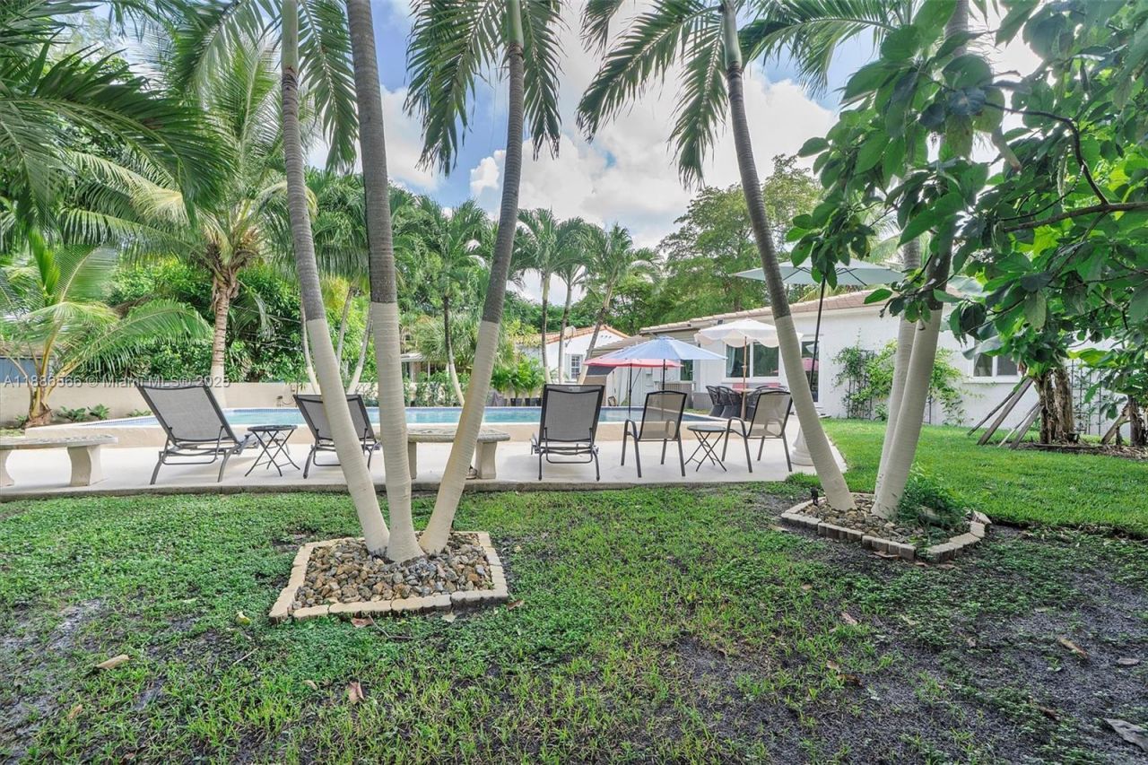 11028 NW 2nd Ave, Miami Shores, FL 33168 Photo