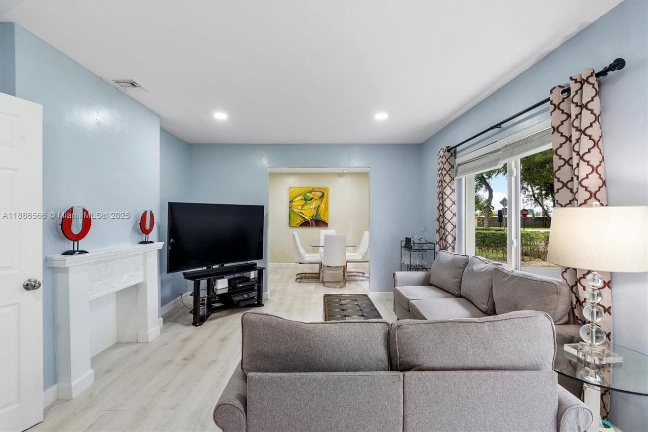 11028 NW 2nd Ave, Miami Shores, FL 33168 Photo