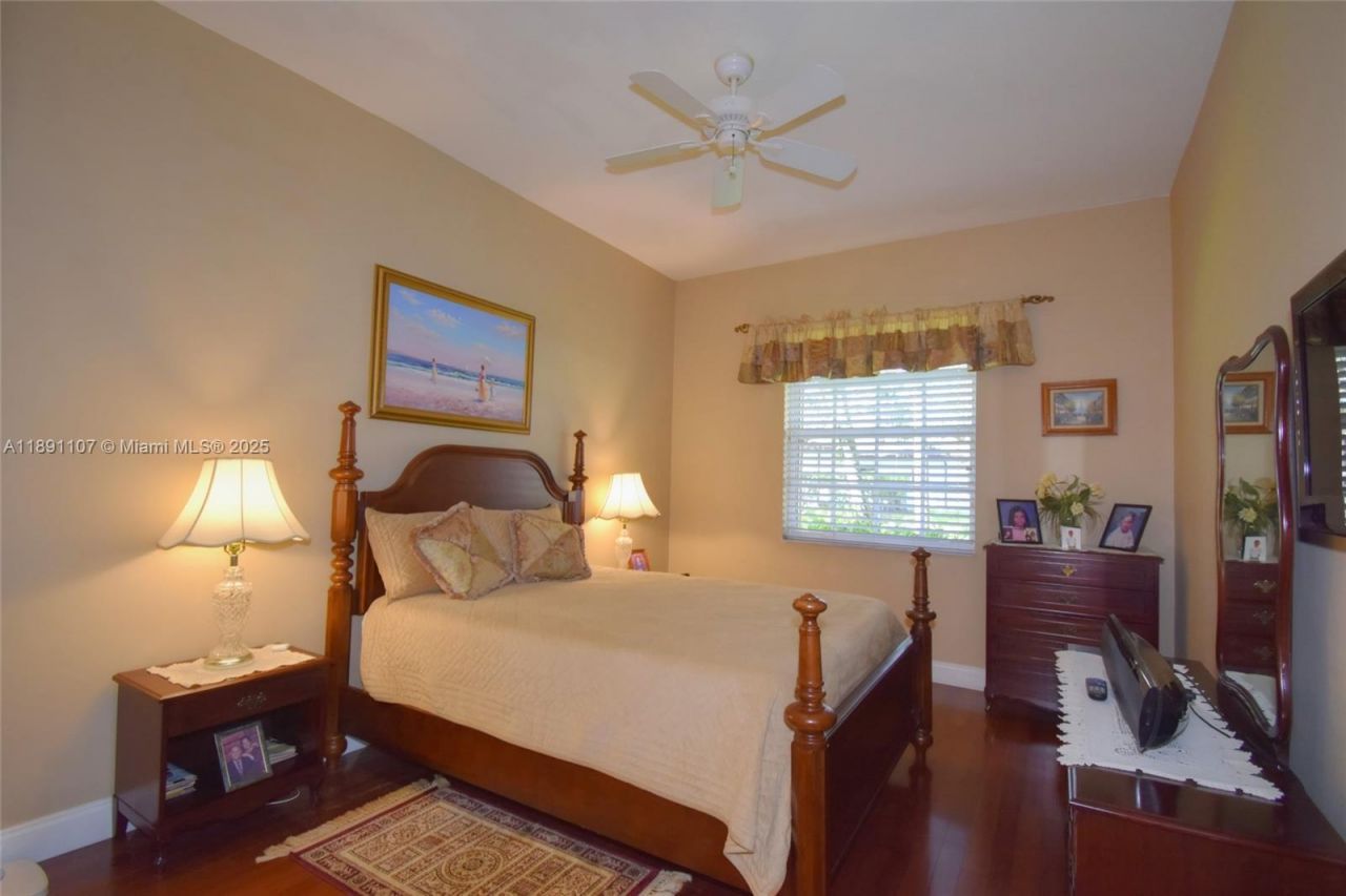 4240 SW 131st Ave, Davie, FL 33330 Photo