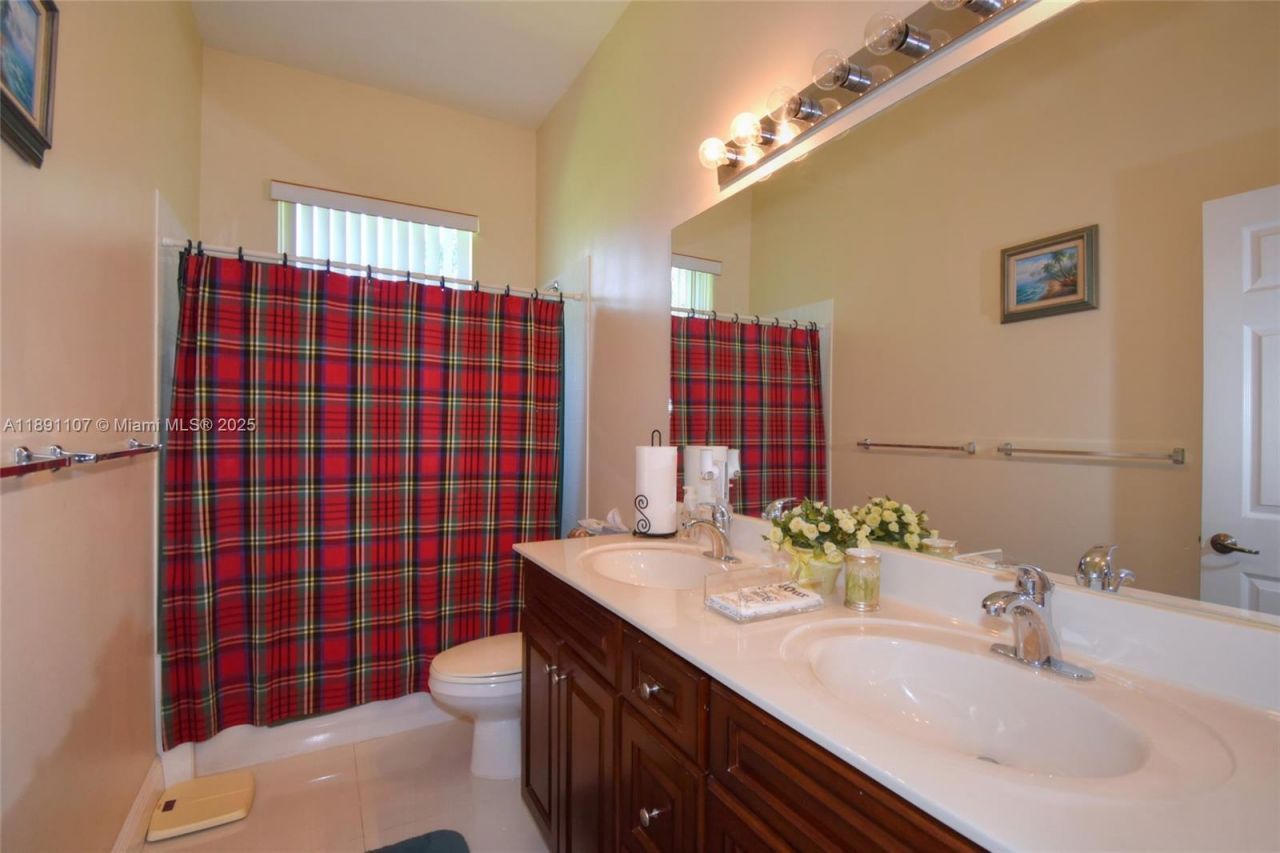 4240 SW 131st Ave, Davie, FL 33330 Photo