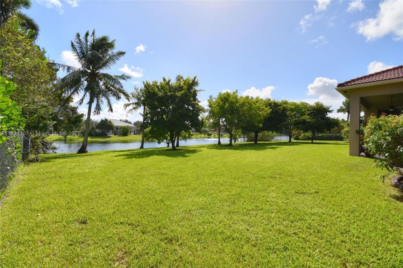 4240 SW 131st Ave, Davie, FL 33330 Photo