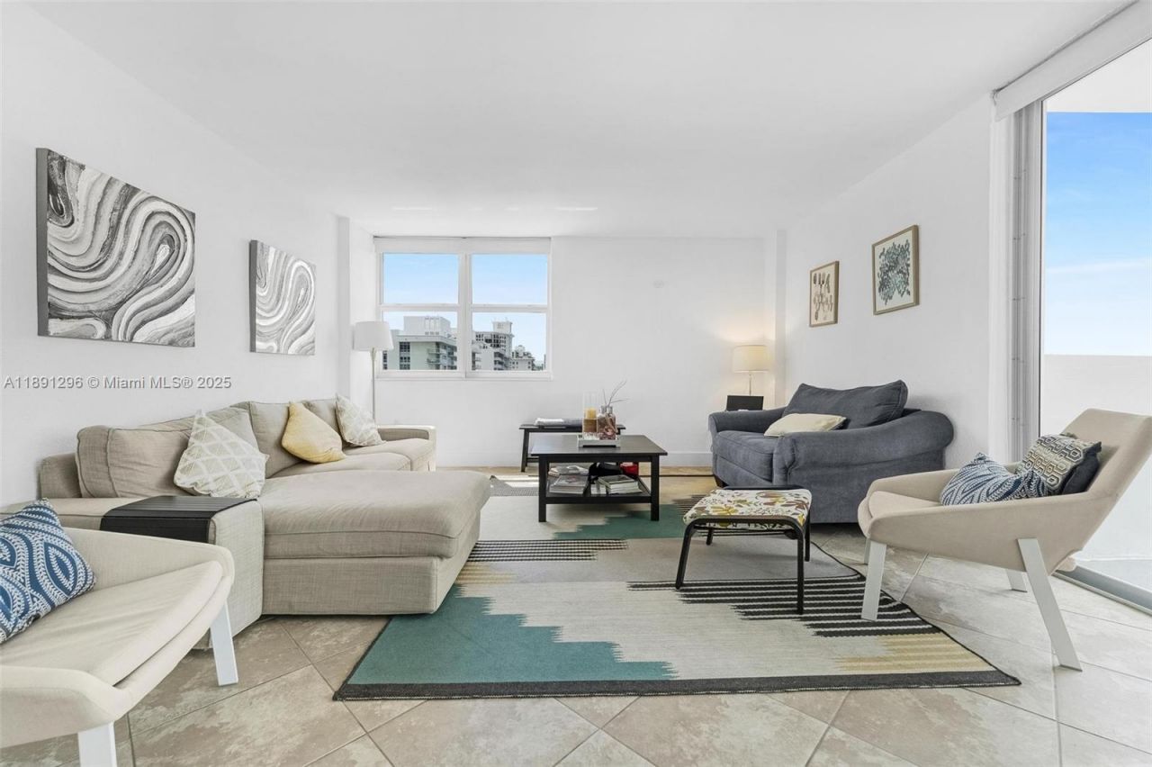 5838 Collins Ave, Unit 11B, Miami Beach, FL 33140 Photo