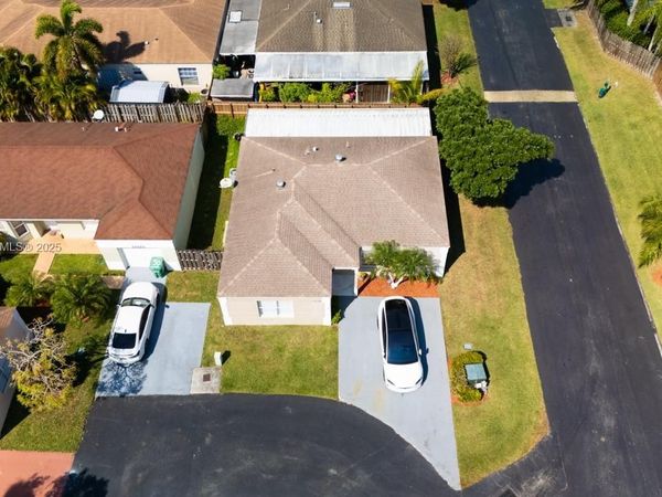 22226 SW 98th Pl, Cutler Bay, FL 33190