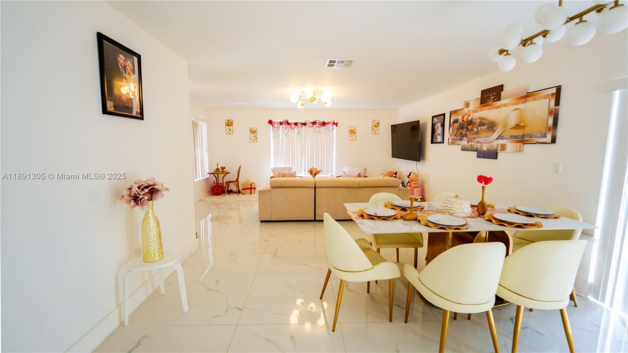 22226 SW 98th Pl, Cutler Bay, FL 33190 Photo