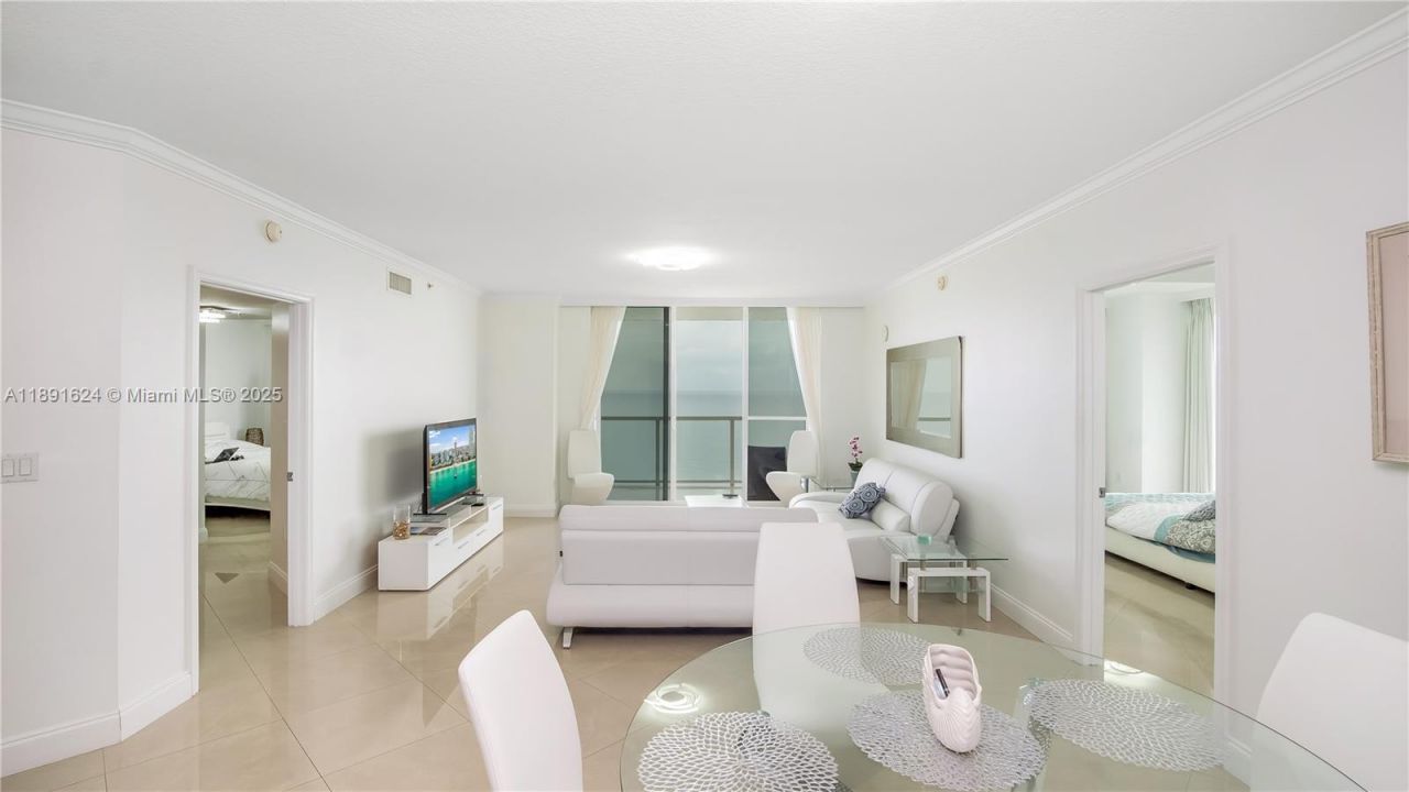 16699 Collins Ave, Unit 2602, Sunny Isles Beach, FL 33160 Photo