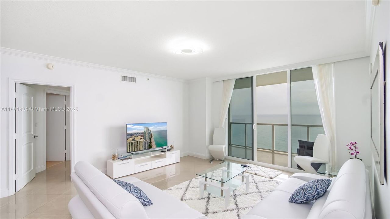 16699 Collins Ave, Unit 2602, Sunny Isles Beach, FL 33160 Photo