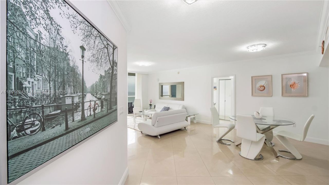 16699 Collins Ave, Unit 2602, Sunny Isles Beach, FL 33160 Photo