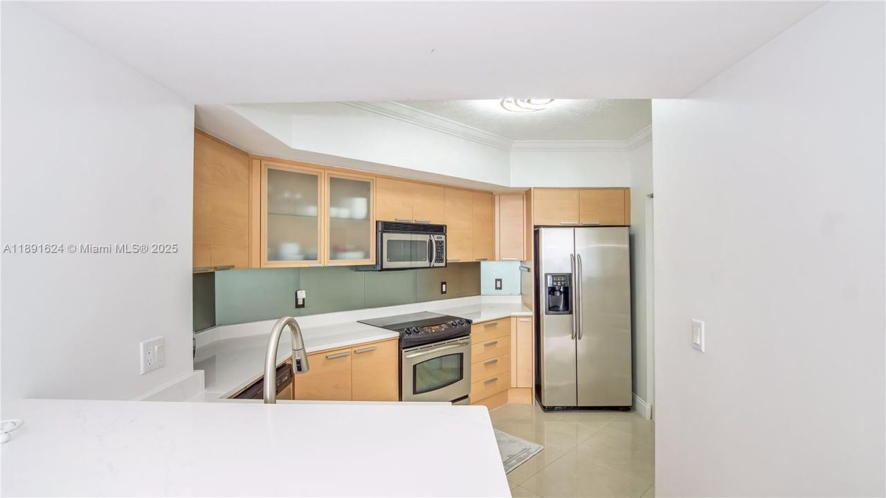 16699 Collins Ave, Unit 2602, Sunny Isles Beach, FL 33160 Photo