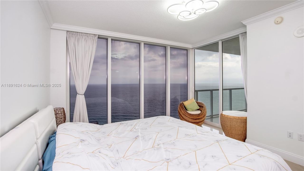 16699 Collins Ave, Unit 2602, Sunny Isles Beach, FL 33160 Photo