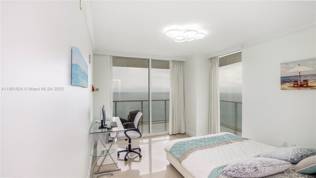 16699 Collins Ave, Unit 2602, Sunny Isles Beach, FL 33160 Photo