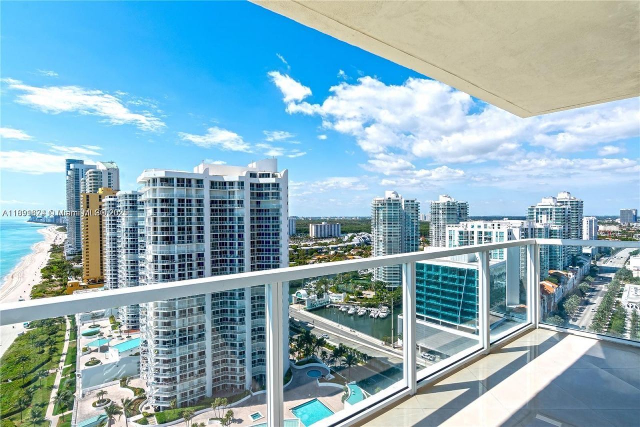 16699 Collins Ave, Unit 2602, Sunny Isles Beach, FL 33160 Photo