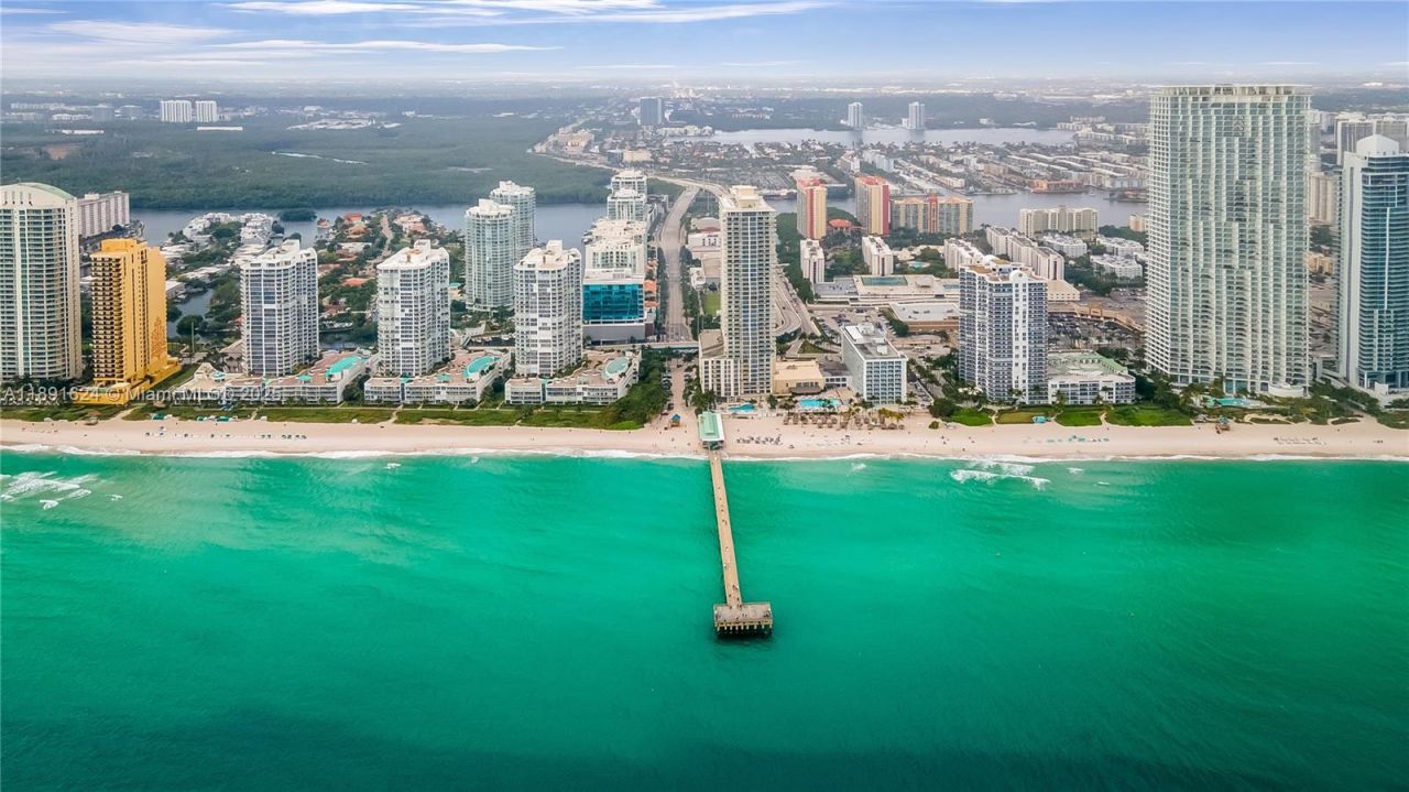 16699 Collins Ave, Unit 2602, Sunny Isles Beach, FL 33160 Photo