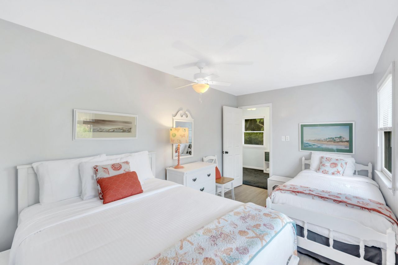 4005 Cameron Boulevard Photo 36