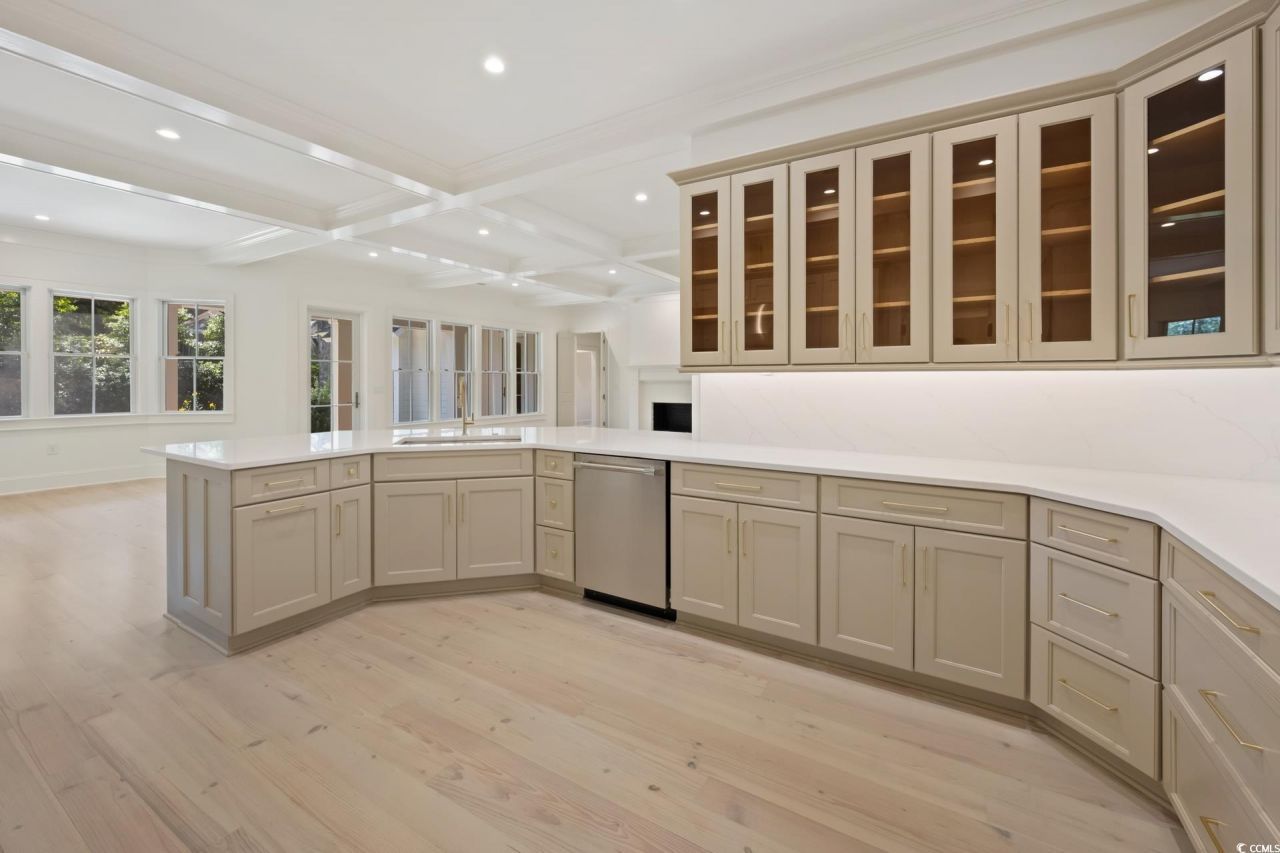 563 Lantana Circle Photo 10