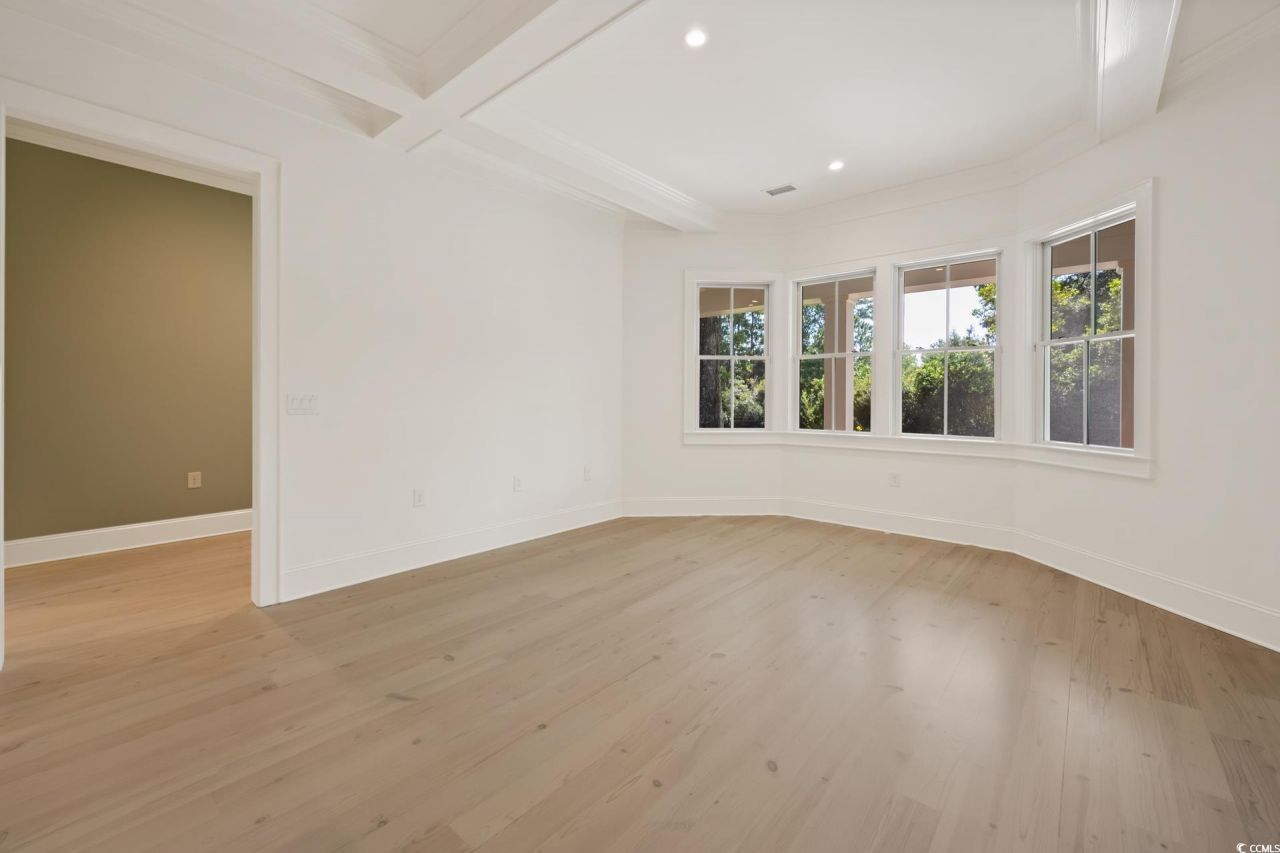 563 Lantana Circle Photo 13