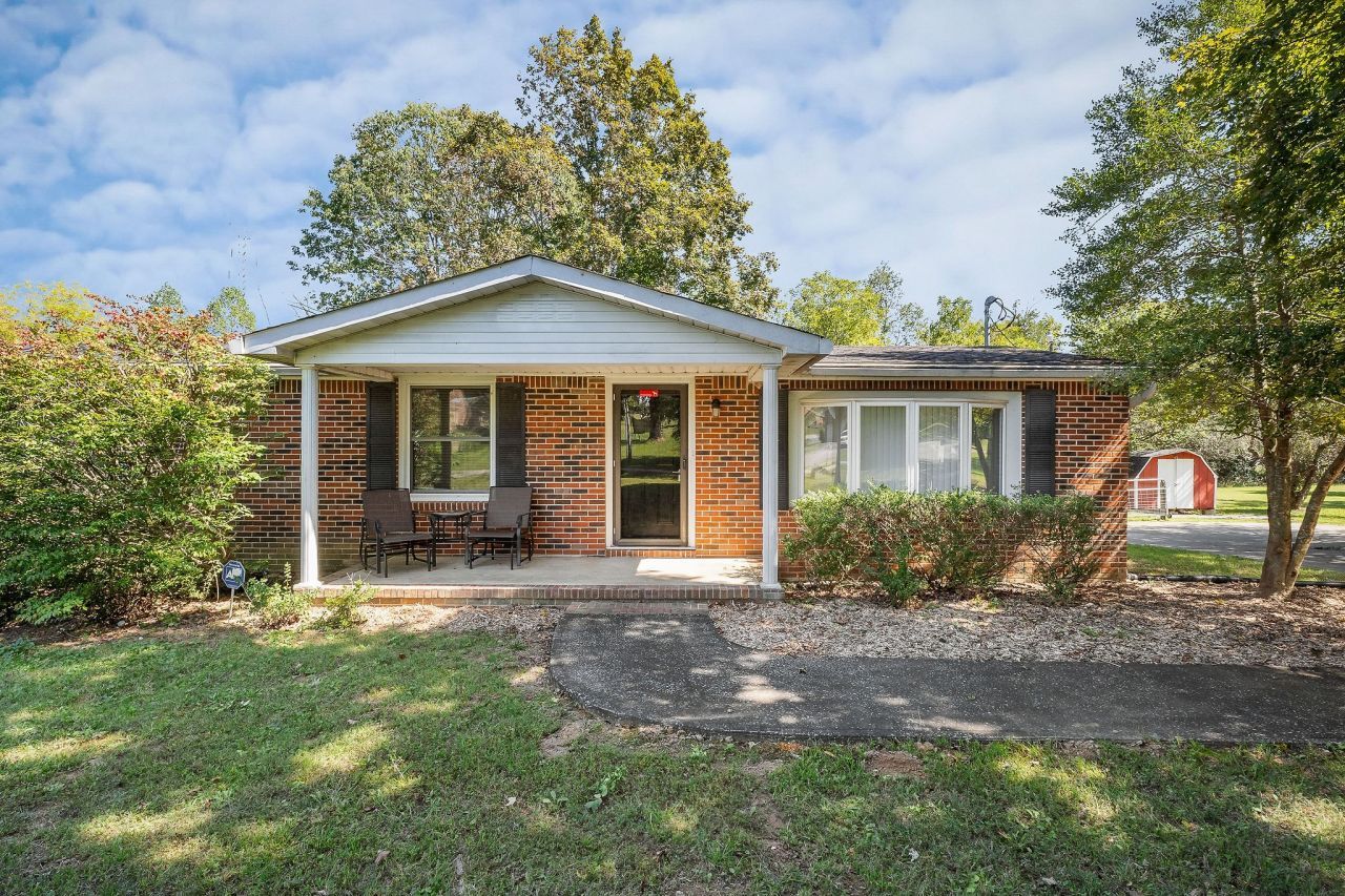 2300 Sun Valley Cir, Cookeville, TN 38501 Main Photo