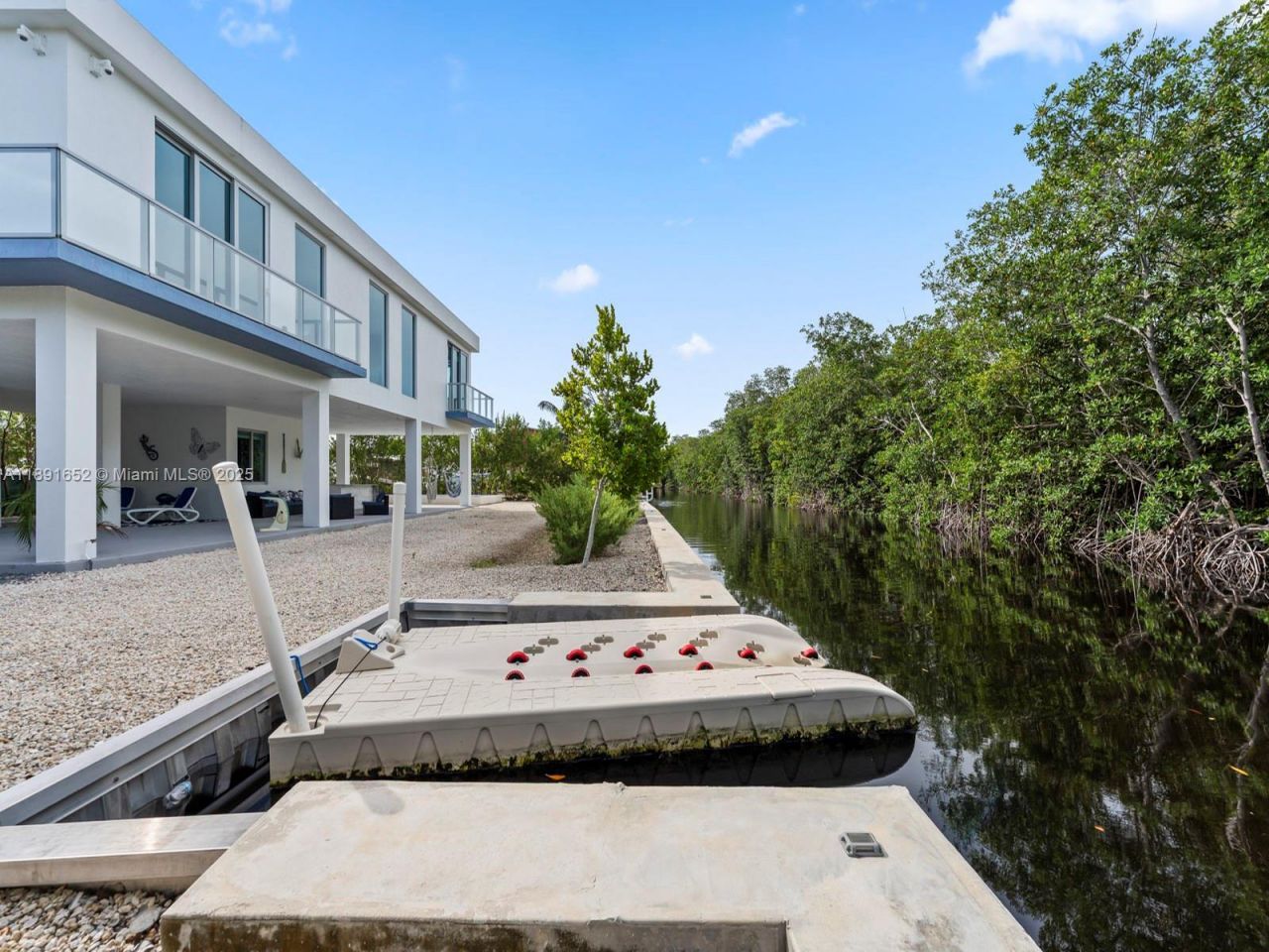 474 Bahia Honda Rd, Key Largo, FL 33037 Photo