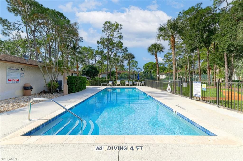 1965 Courtyard Way, Unit E206, Naples, FL 34112 Photo