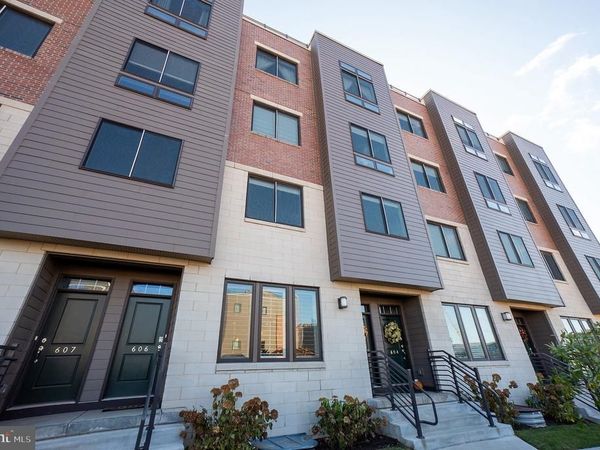 605 LAKEVIEW COURT, Unit 19 LOWER, KING OF PRUSSIA, PA 19406