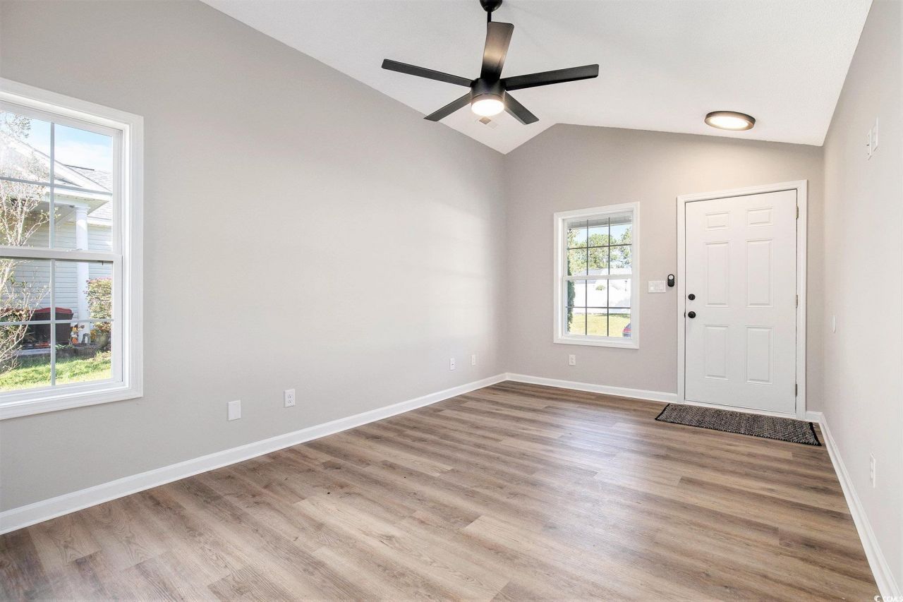 424 Wallingford Circle Photo 10