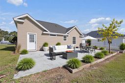 424 Wallingford Circle photo 4