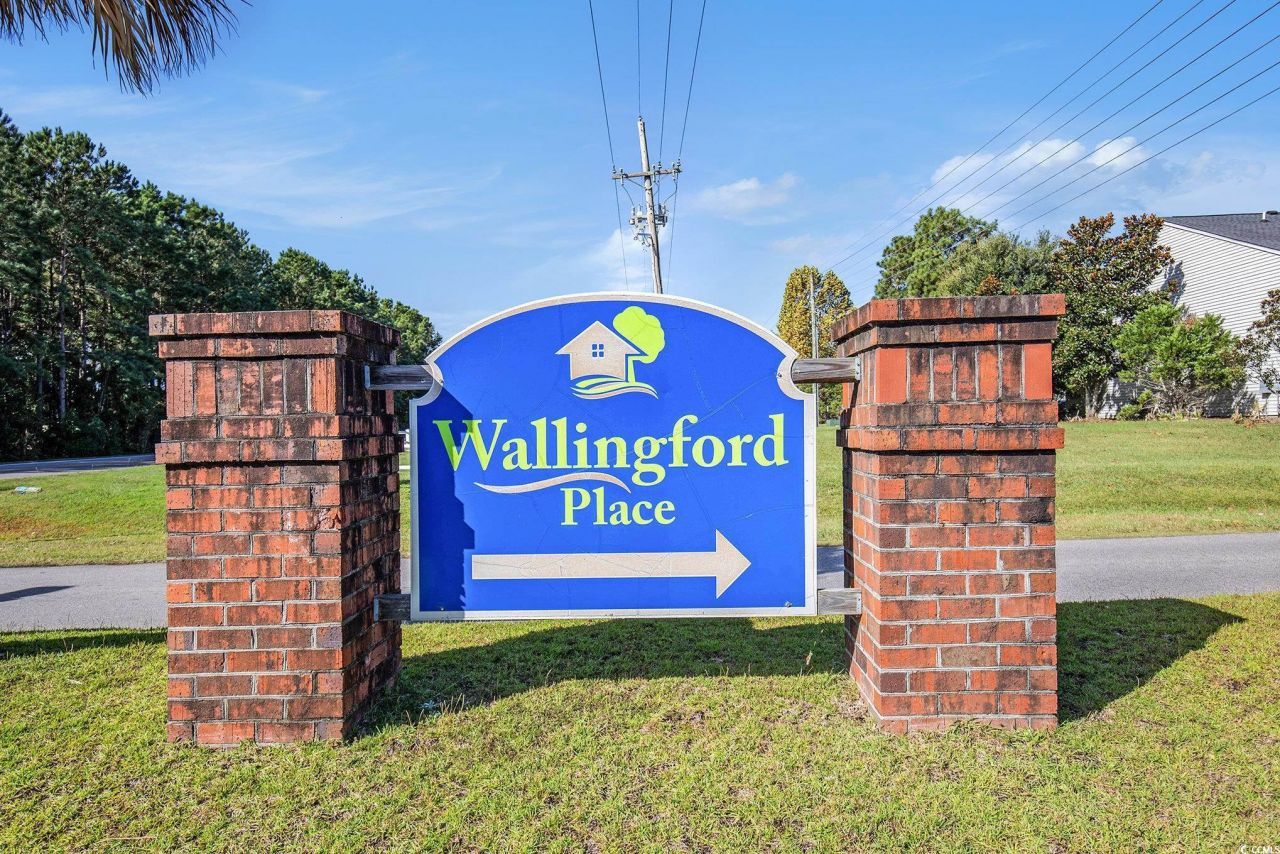 424 Wallingford Circle Photo 32