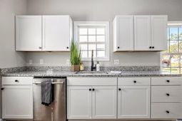 424 Wallingford Circle photo 4