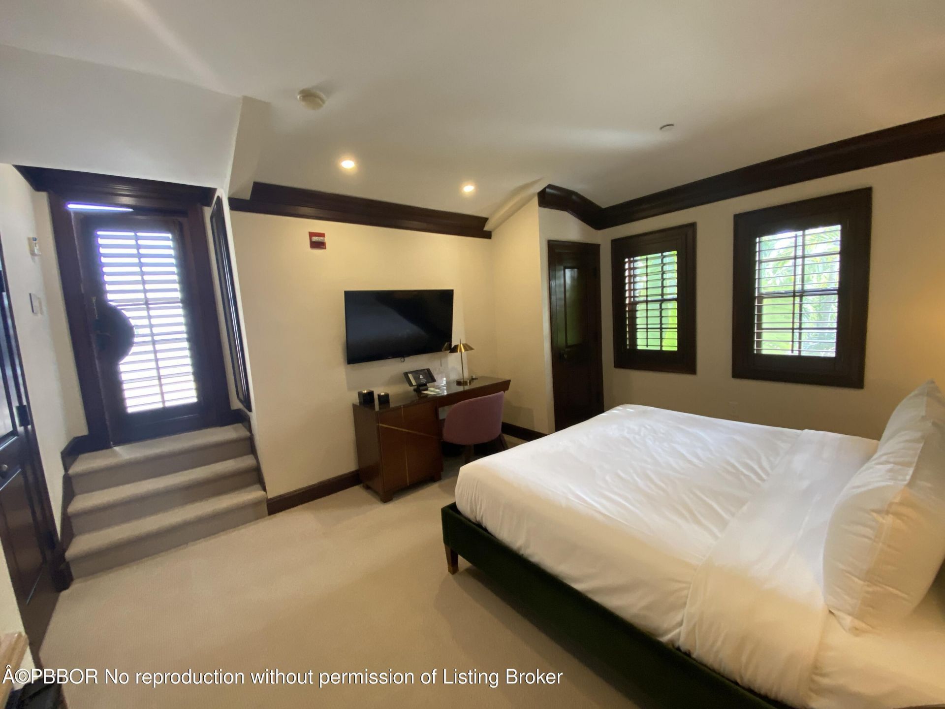 301 Australian Avenue, Unit 306, Palm Beach, FL 33480 Photo