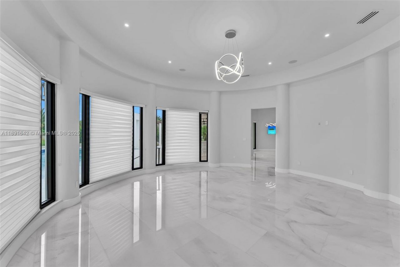 12175 SW 45th St, Miami, FL 33175 Photo