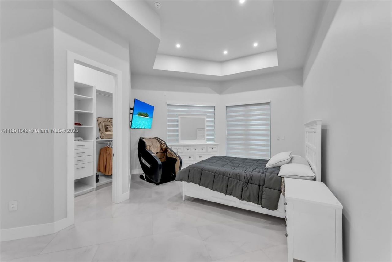 12175 SW 45th St, Miami, FL 33175 Photo