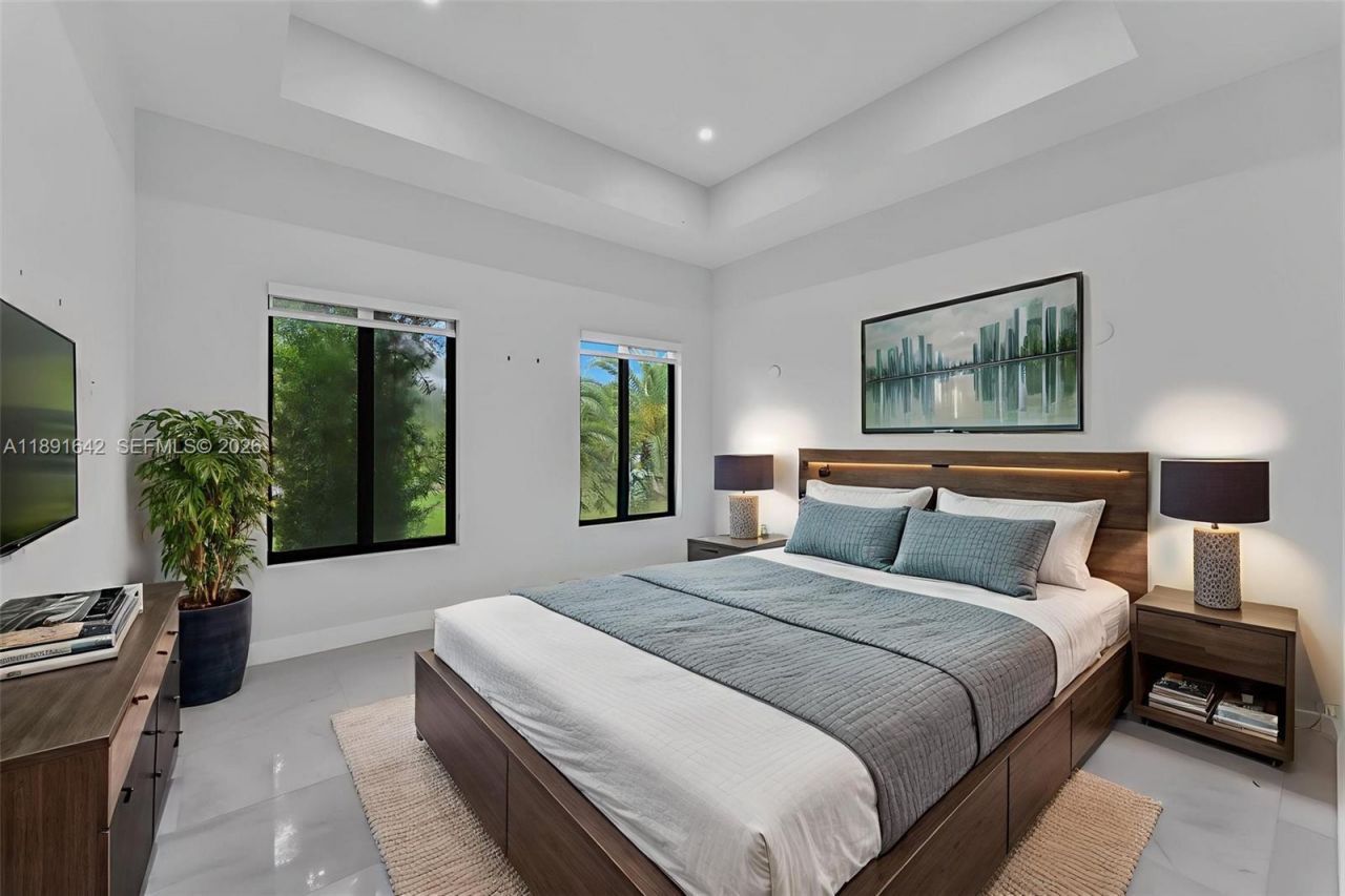 12175 SW 45th St, Miami, FL 33175 Photo