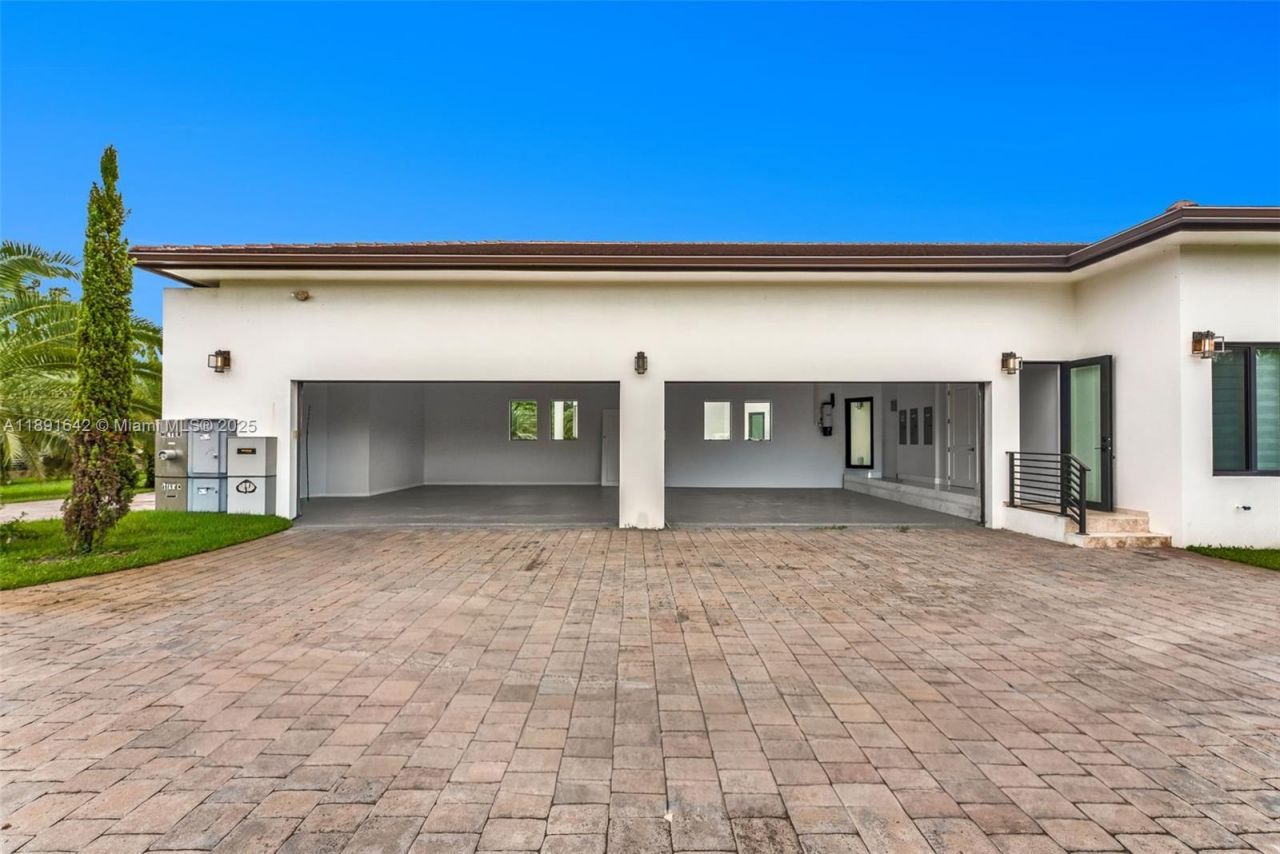 12175 SW 45th St, Miami, FL 33175 Photo