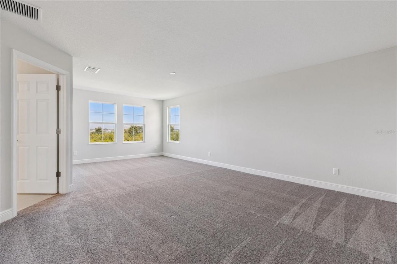 9711 Surrey Rose Drive, San Antonio, FL 33576 Photo