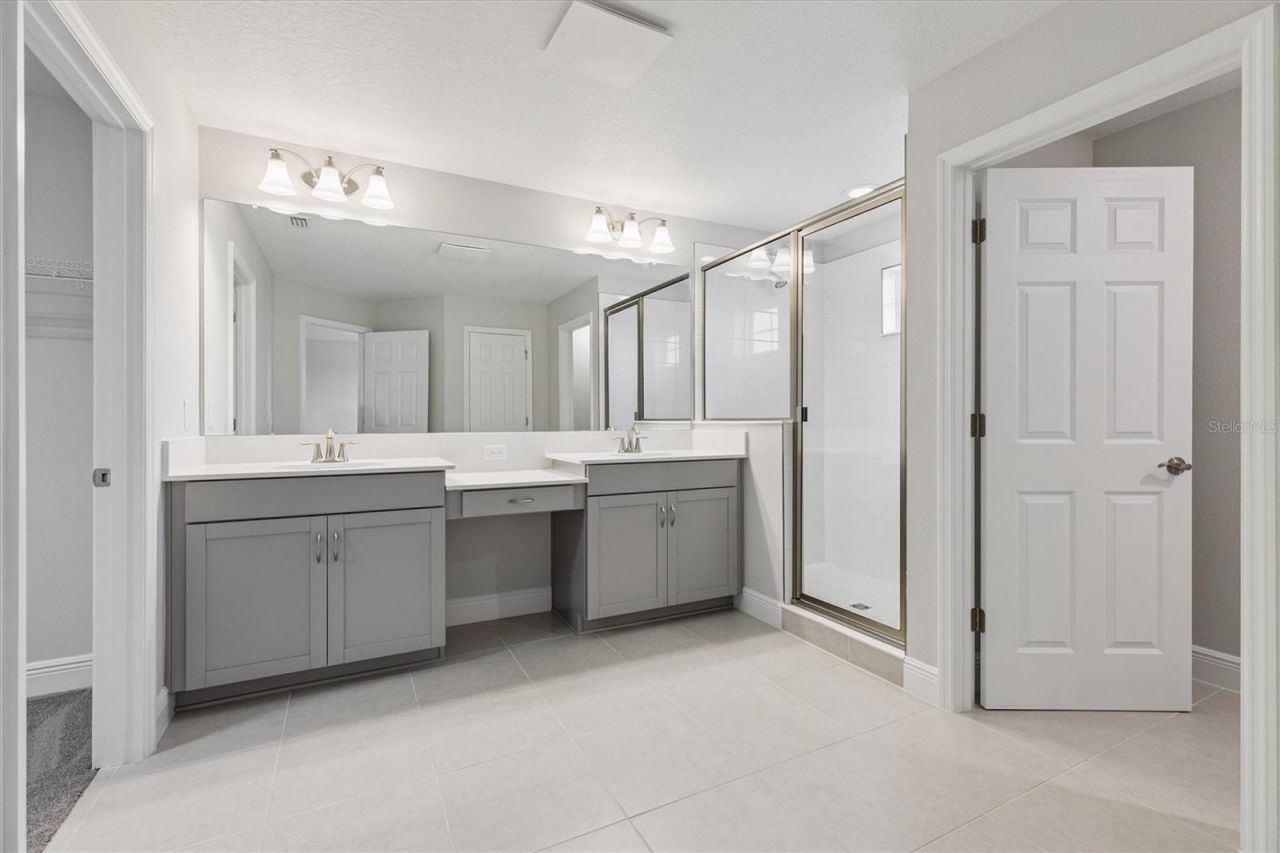 9711 Surrey Rose Drive, San Antonio, FL 33576 Photo