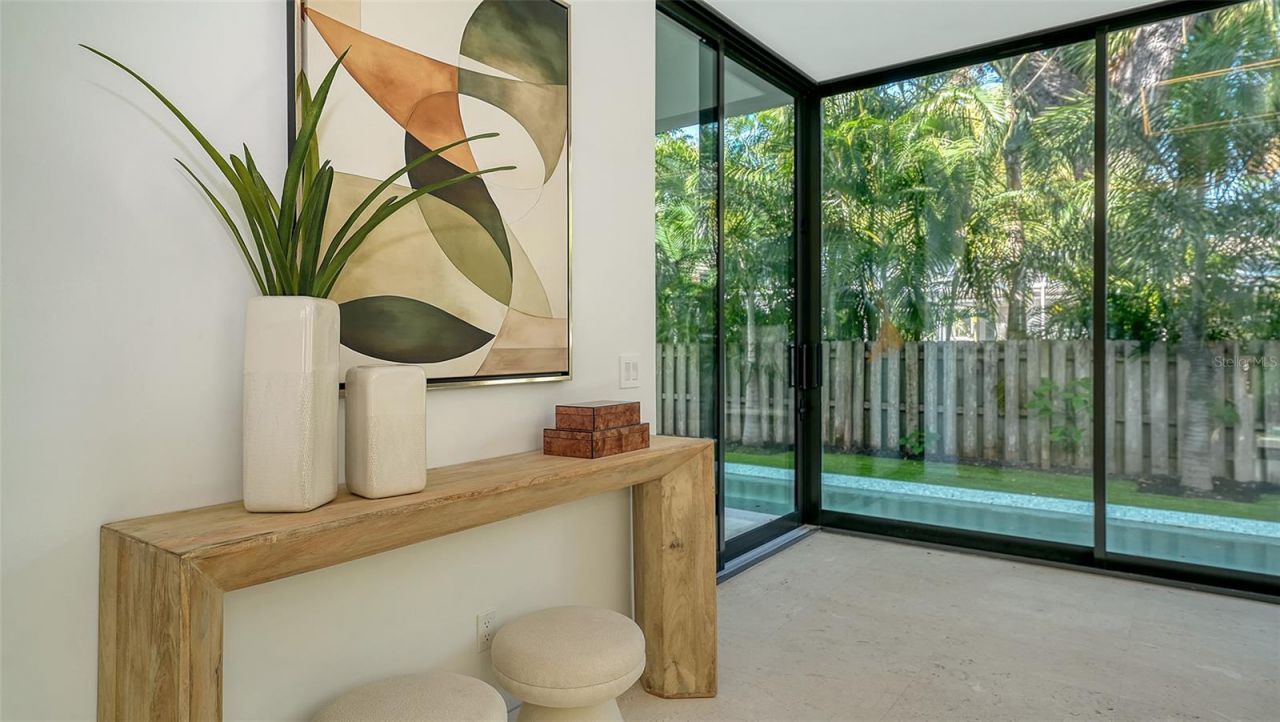 1642 Bahia Vista Street, Sarasota, FL 34239 Photo