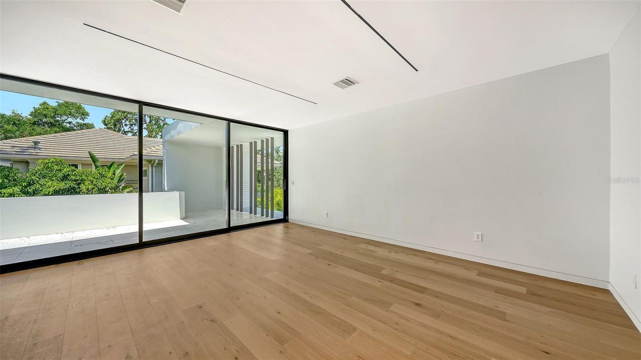 1642 Bahia Vista Street, Sarasota, FL 34239 Photo