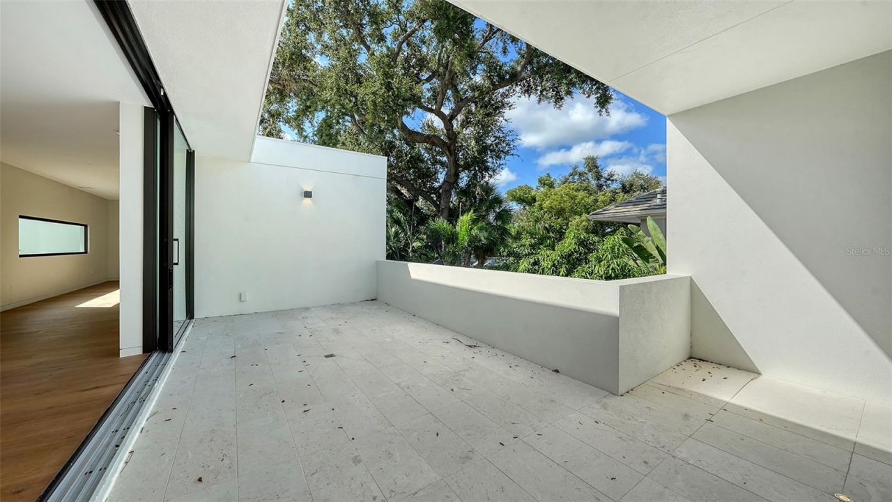 1642 Bahia Vista Street, Sarasota, FL 34239 Photo