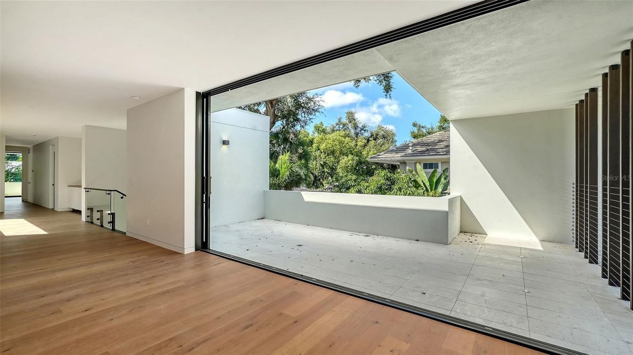 1642 Bahia Vista Street, Sarasota, FL 34239 Photo