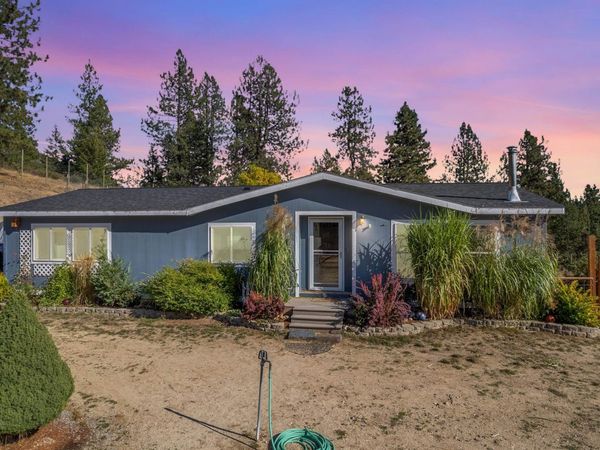 502 Wildflower Ln, Newport, WA 99156