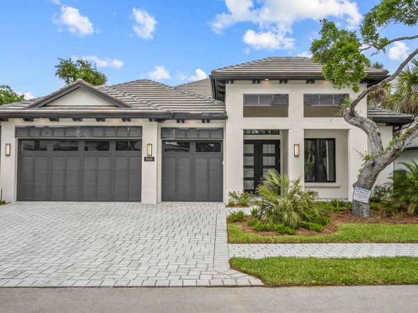 9160 Seaglass Court, Vero Beach, FL 32963