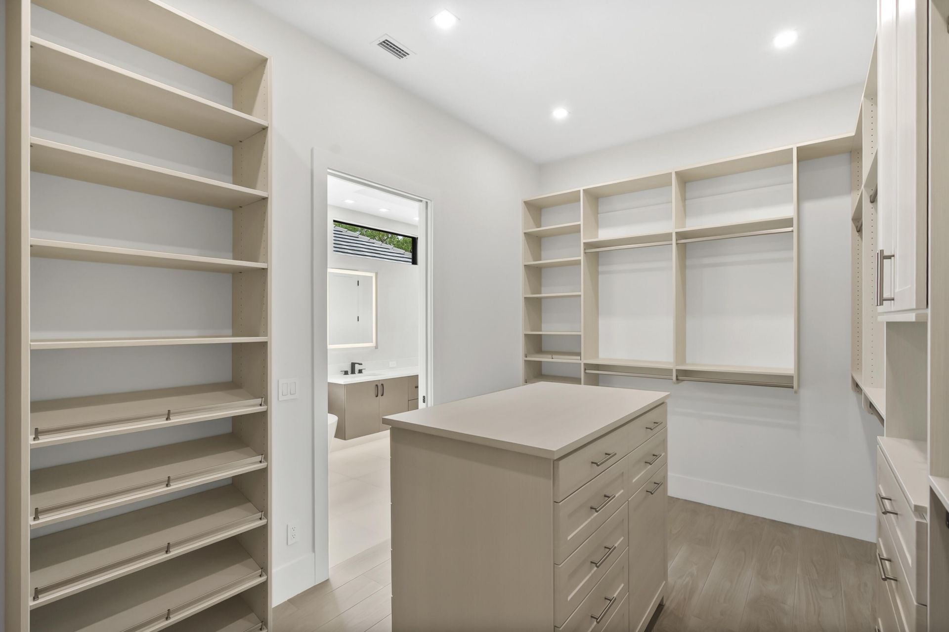 9160 Seaglass Court, Vero Beach, FL 32963 Photo