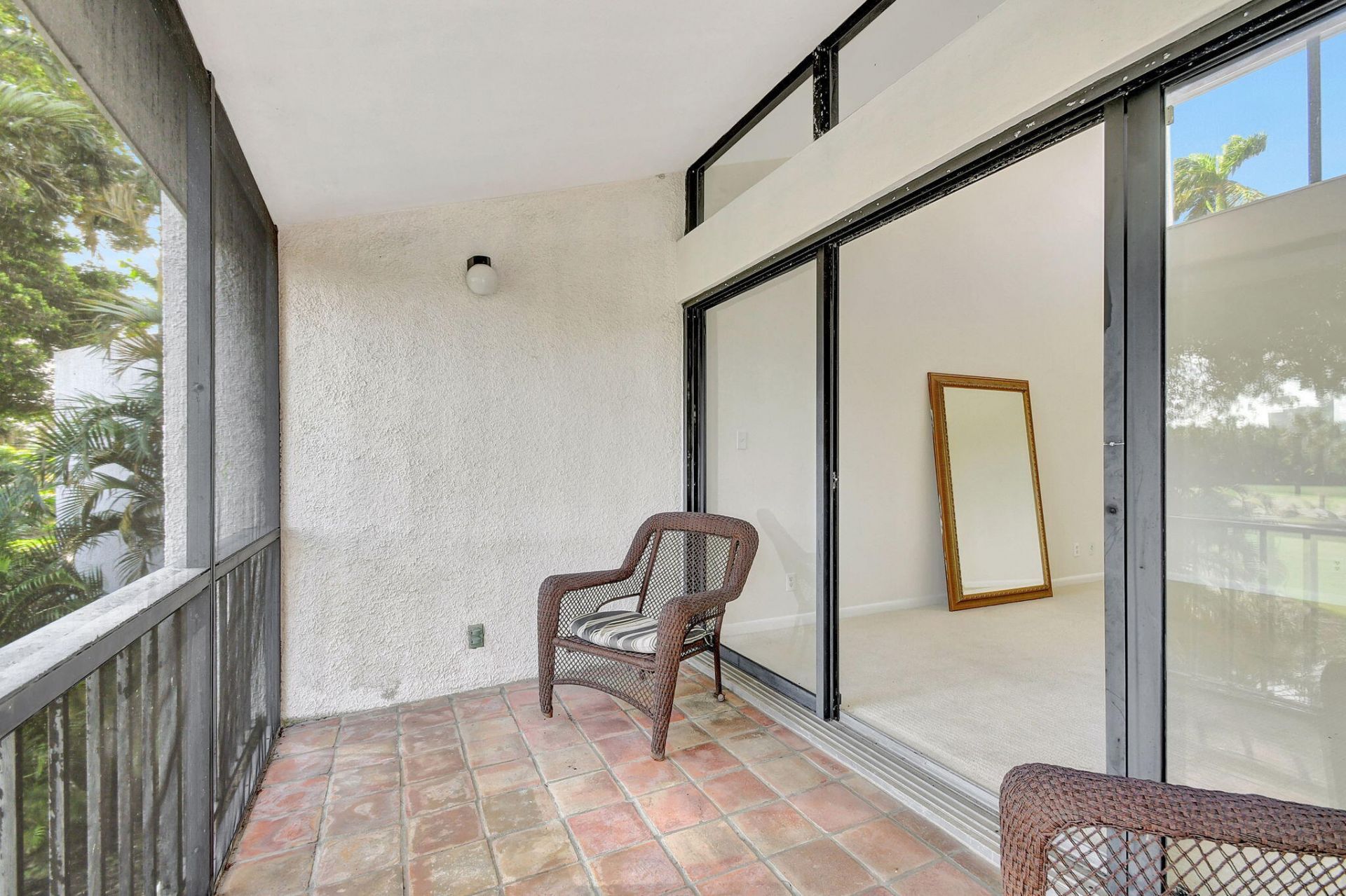 1906 Presidential Way, Unit 1-C, West Palm Beach, FL 33401 Photo