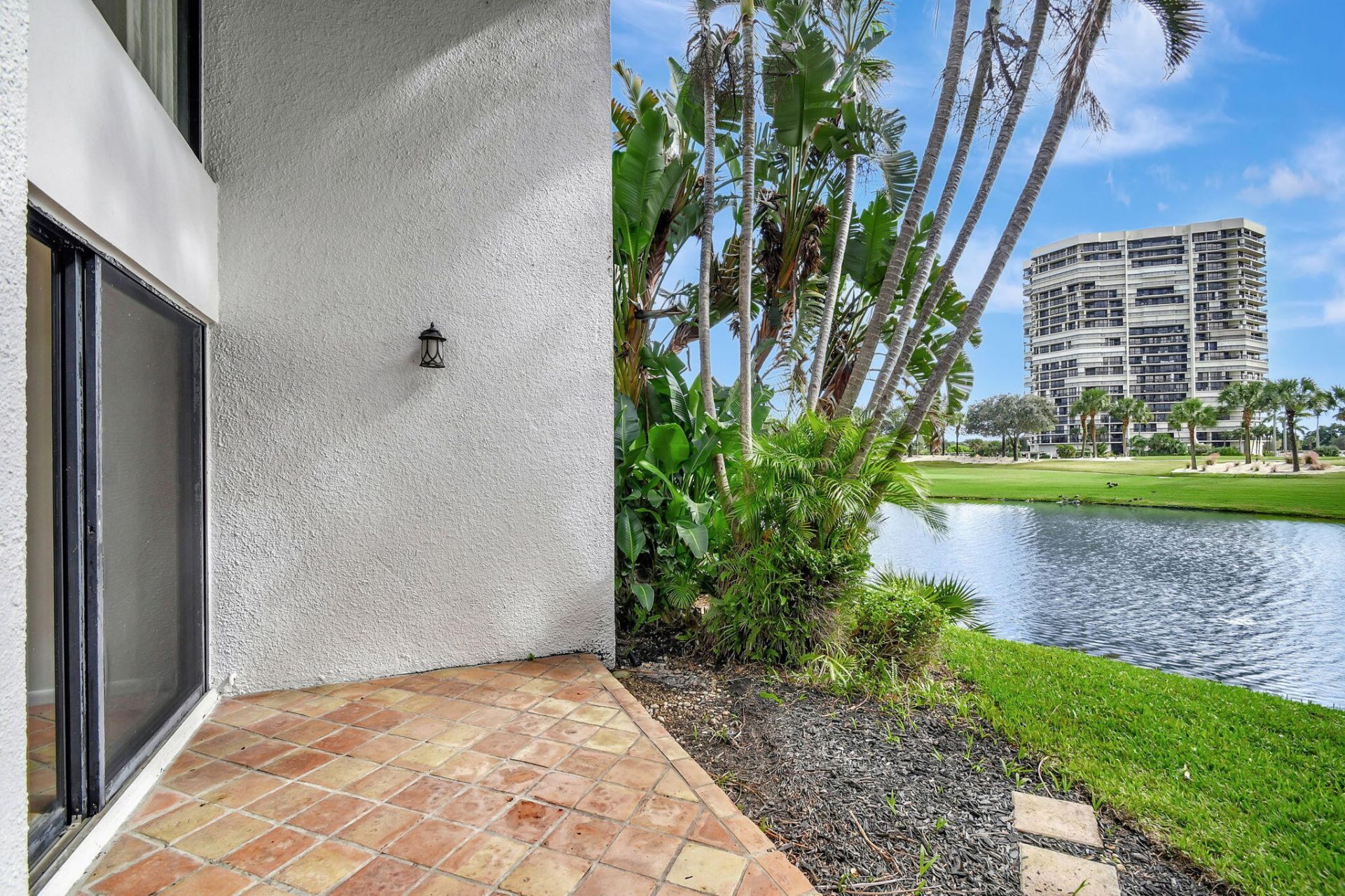 1906 Presidential Way, Unit 1-C, West Palm Beach, FL 33401 Photo