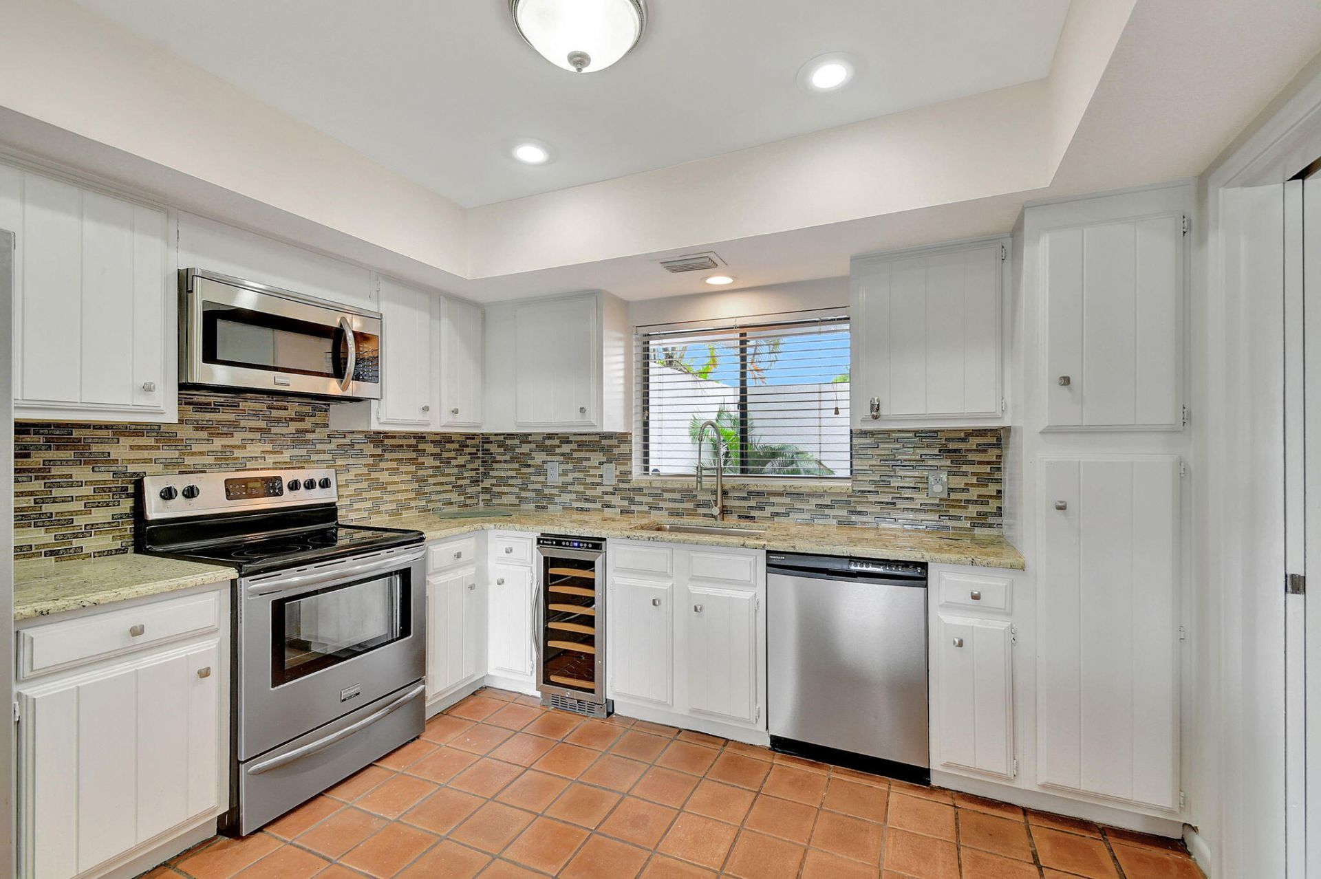 1906 Presidential Way, Unit 1-C, West Palm Beach, FL 33401 Photo