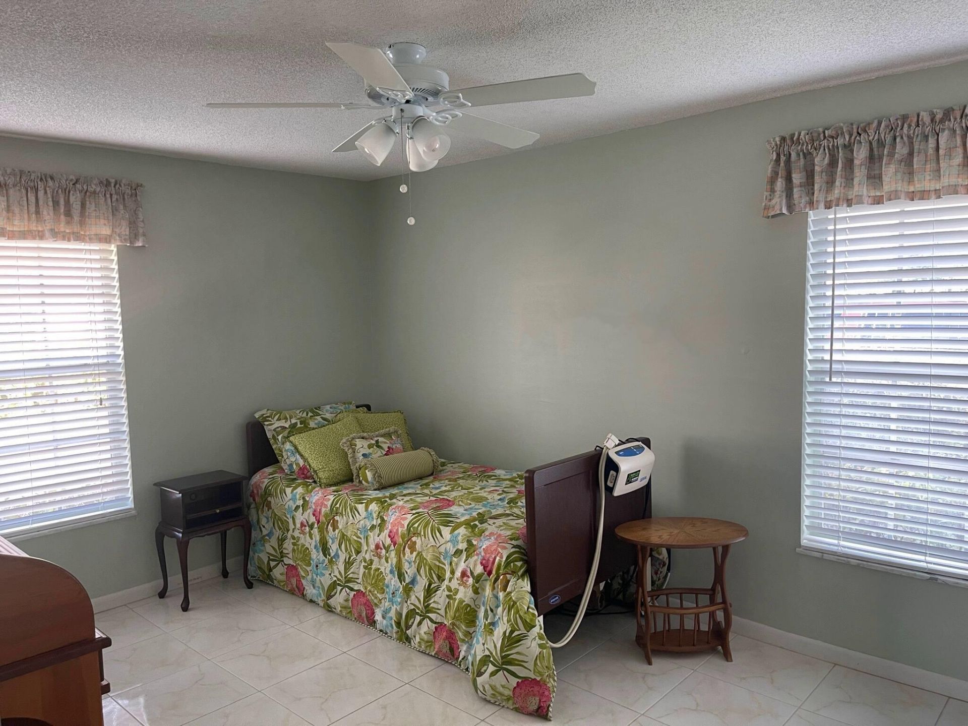 570 Laconia Circle, Lake Worth, FL 33467 Photo