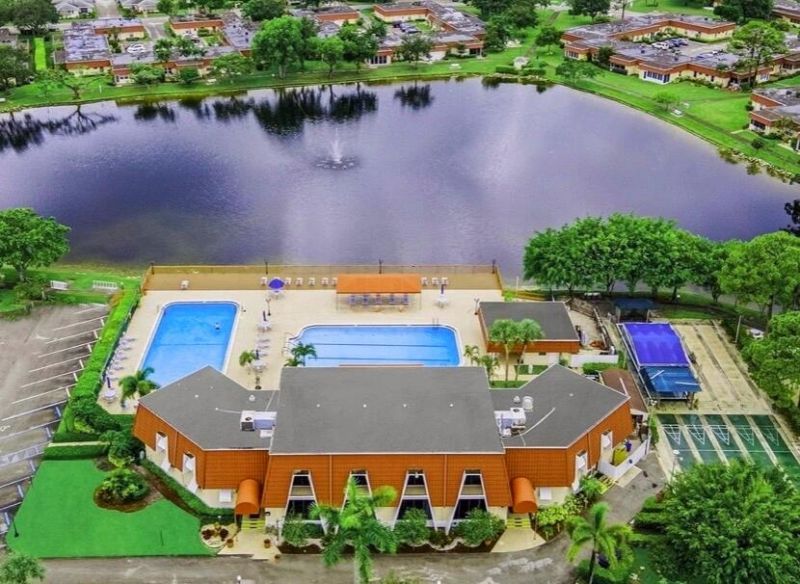 570 Laconia Circle, Lake Worth, FL 33467 Photo