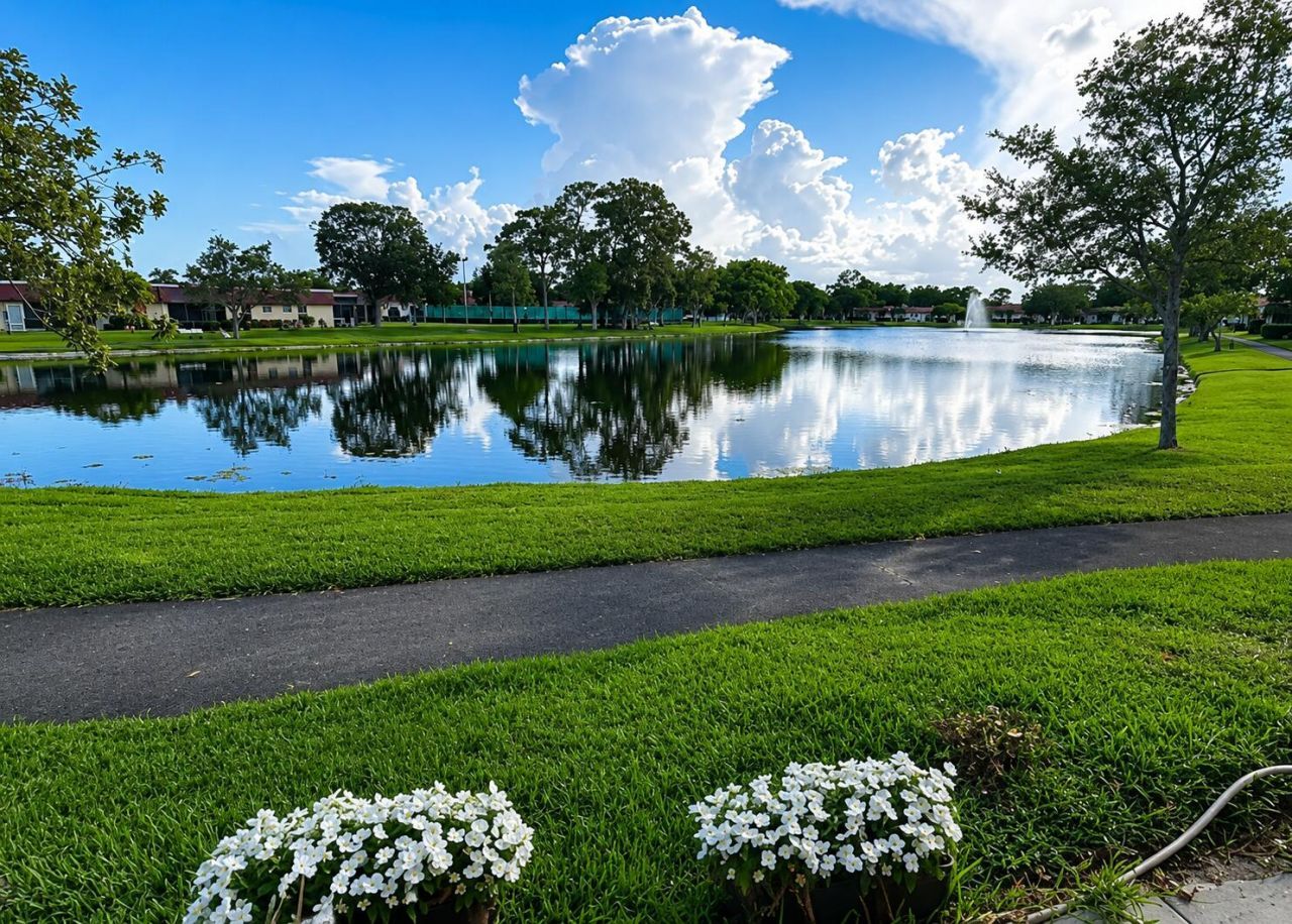 570 Laconia Circle, Lake Worth, FL 33467 Photo