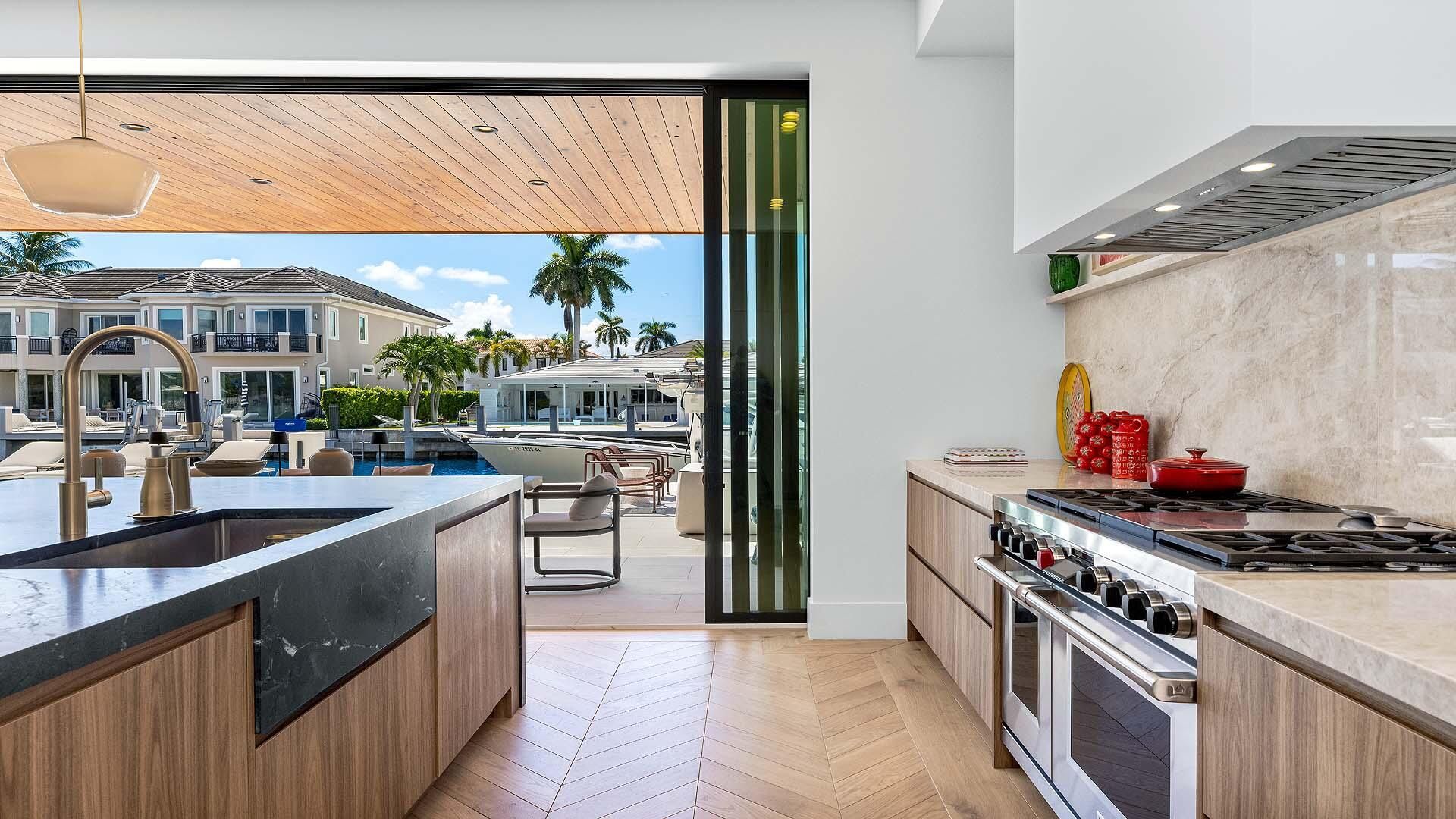 2900 NE 7th Drive, Boca Raton, FL 33431 Photo