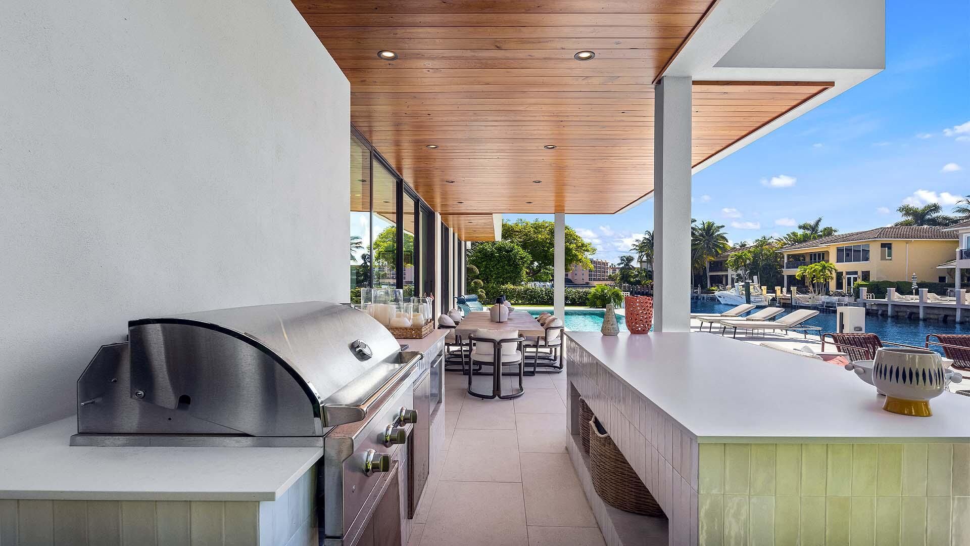 2900 NE 7th Drive, Boca Raton, FL 33431 Photo